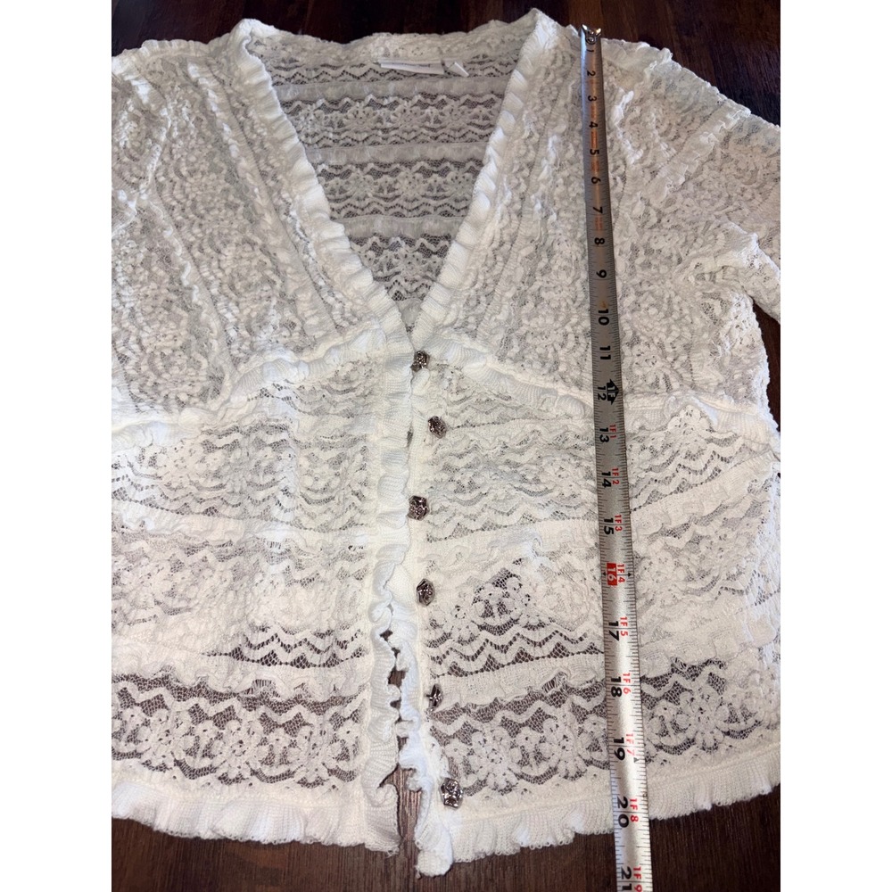 Willow + Root White Lace Ruffle Cardigan Top with Rose Buttons Size Large - Picture 4 of 6
